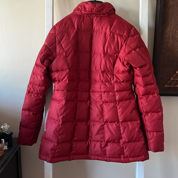 Eddie Bauer puffer, stand out color - Picture 3 of 3